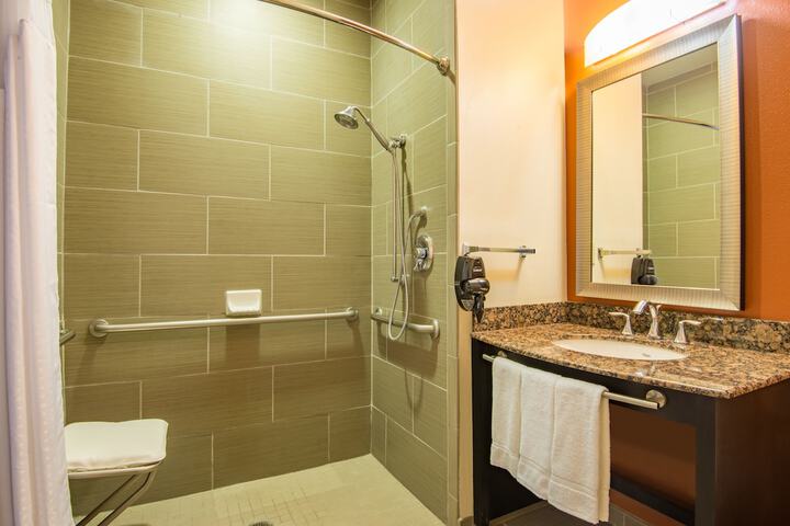 Holiday Inn Express Hotel & Suites Hobbs by IHG