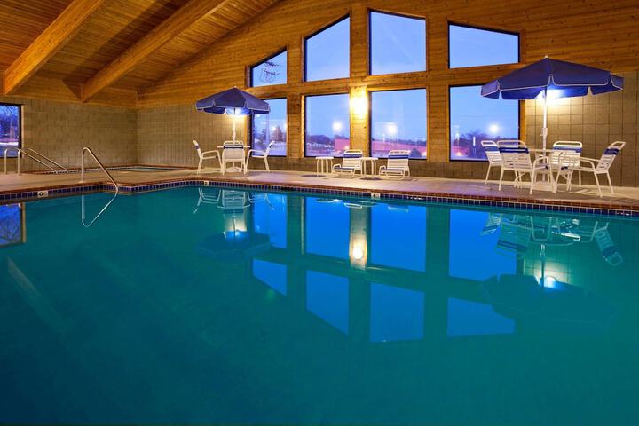 Pool 13 of 72