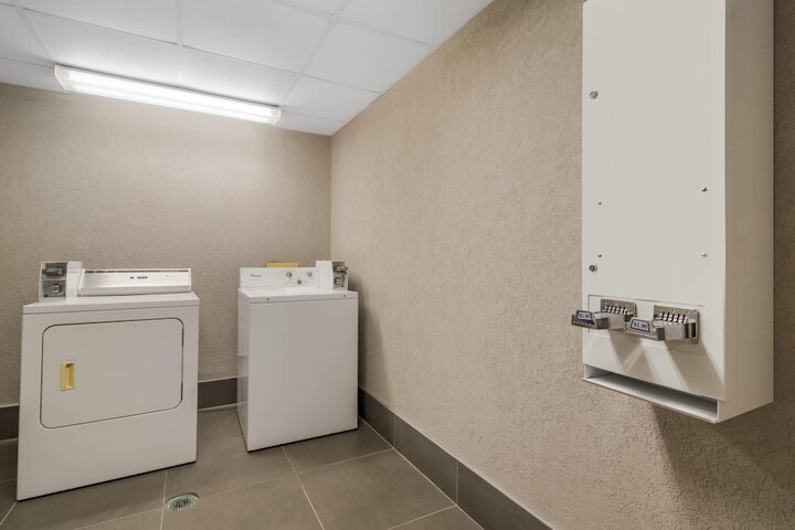 Country Inn & Suites by Radisson Goldsboro, NC