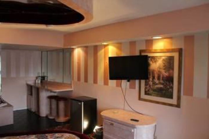 Presidential Inn and Suites