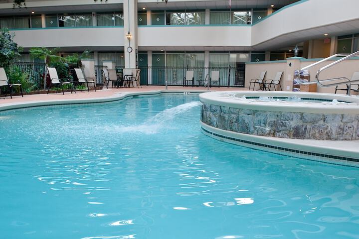 Pool 10 of 55