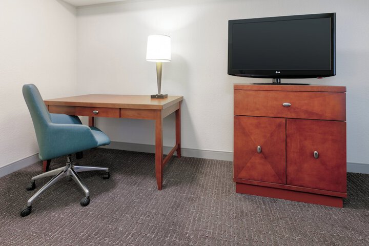 Room 42 of 83