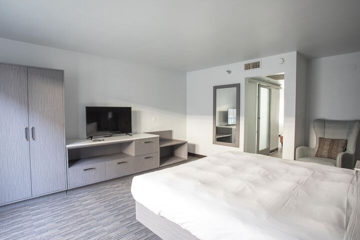 Room 41 of 54