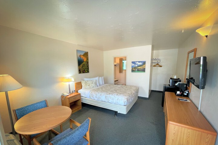 Room 16 of 17