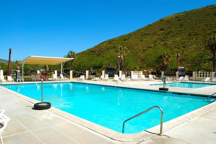 Pio Pico Camping Resort Cottage 4