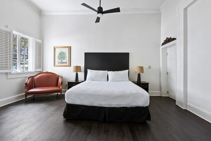 Room 31 of 38