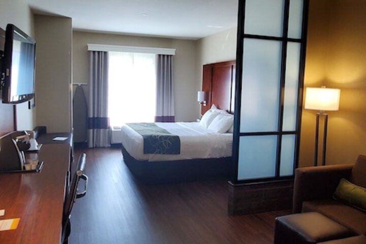 Comfort Suites Helena Airport
