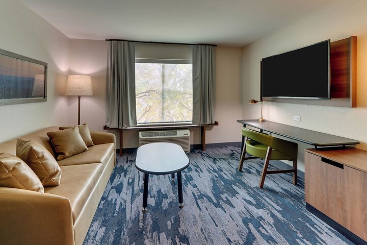 Room 16 of 22