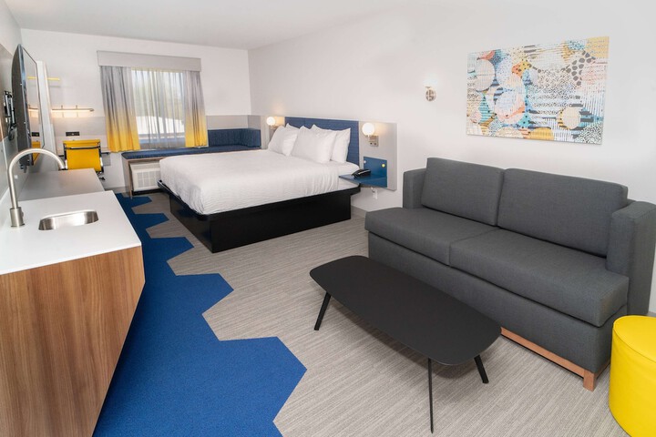 Room 22 of 41