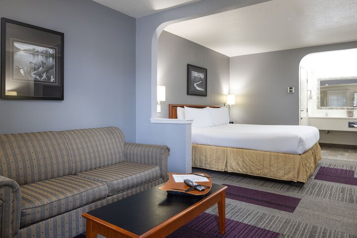 Room 22 of 35