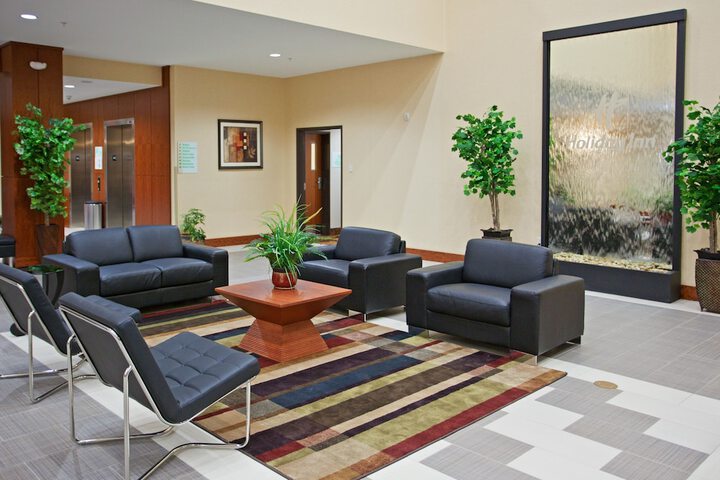 Hotel Interior 9 of 37