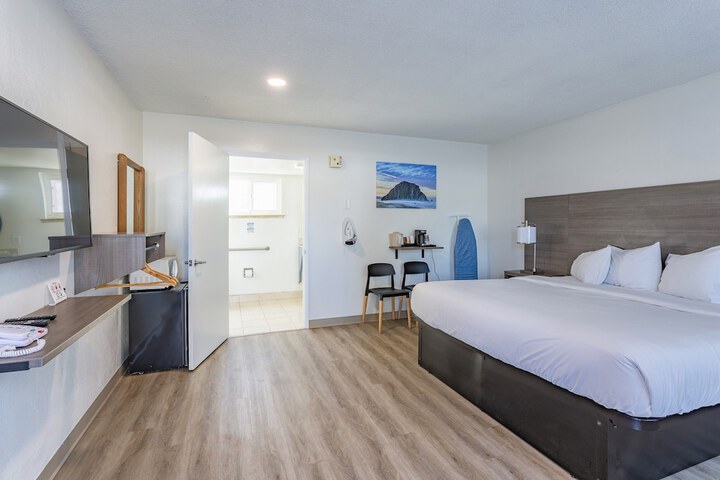 Room 7 of 35