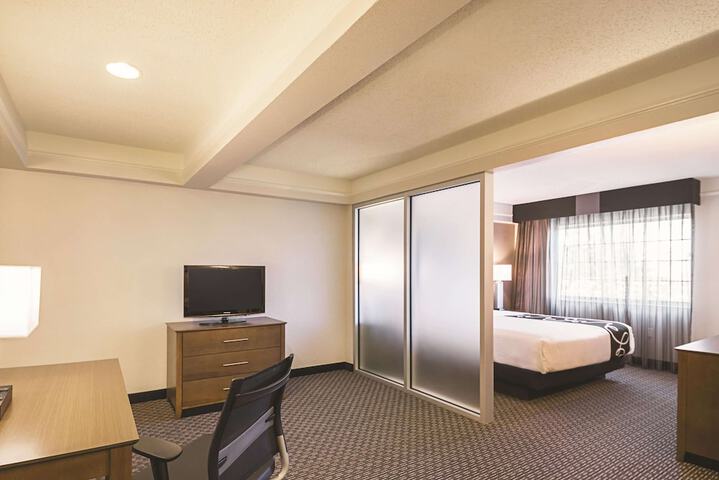 Room 17 of 45