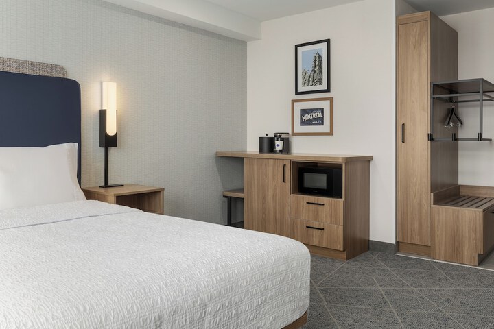 Hampton Inn by Hilton Montreal East Anjou