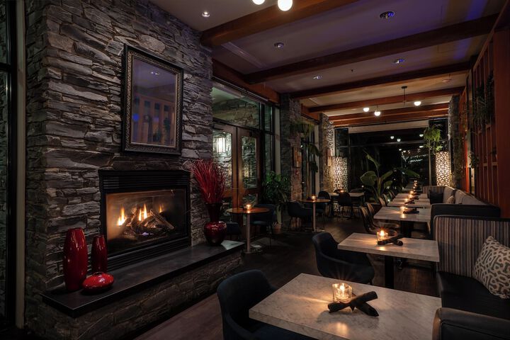 The Oswego Hotel