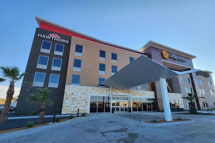 Hotel 2 of 66