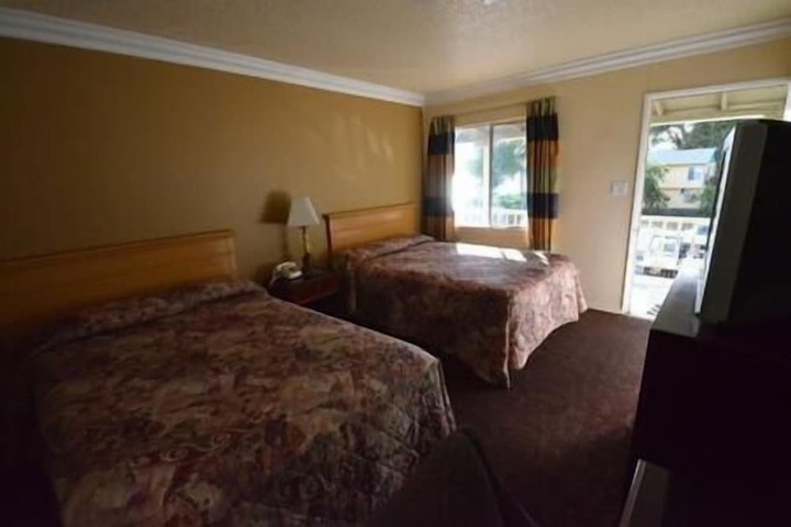 Room 26 of 37