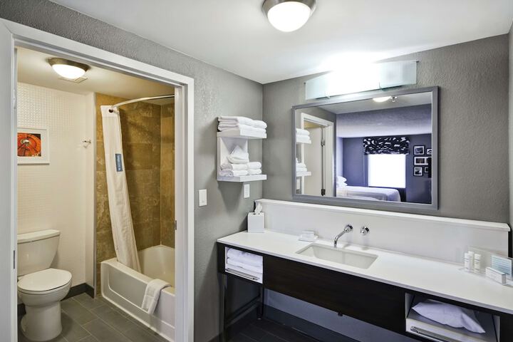 Room 16 of 43