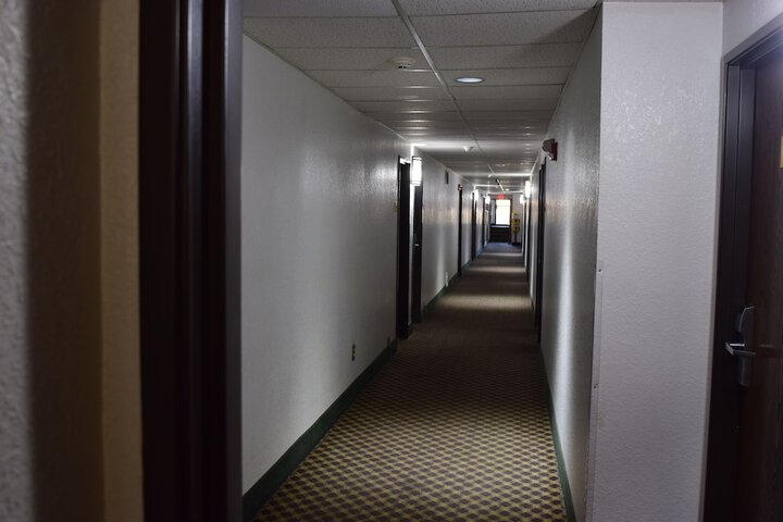 Ballroom/Hall 37 of 39