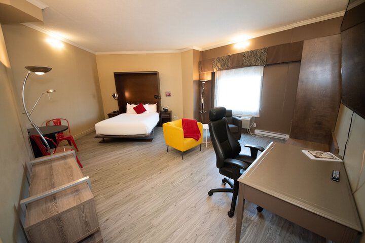 Room 45 of 107