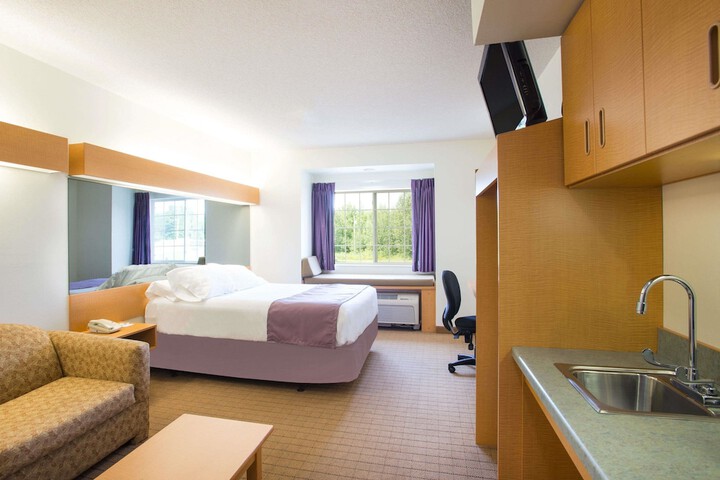 Room 34 of 50