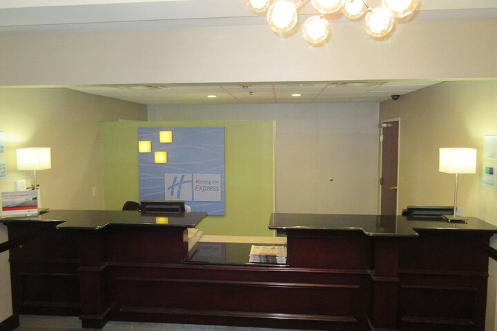 Hotel 2 of 63