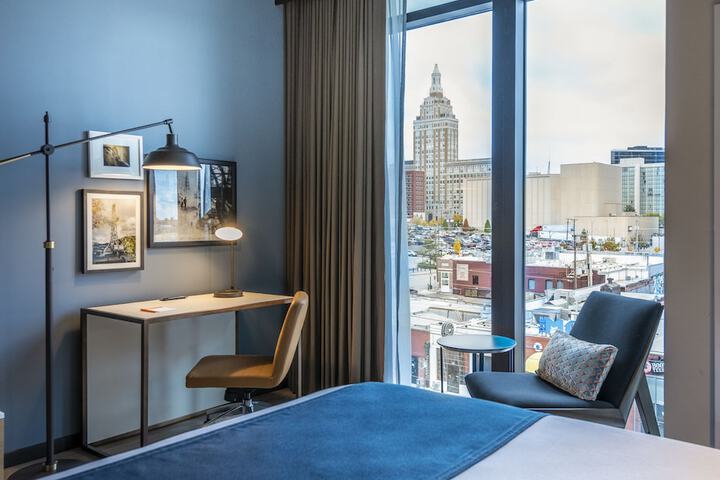 Hotel Indigo Tulsa DWTN-Entertainment Area by IHG