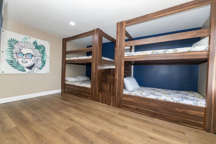 Room 39 of 70