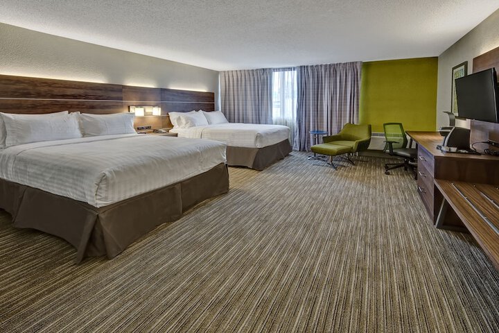 Room 15 of 29