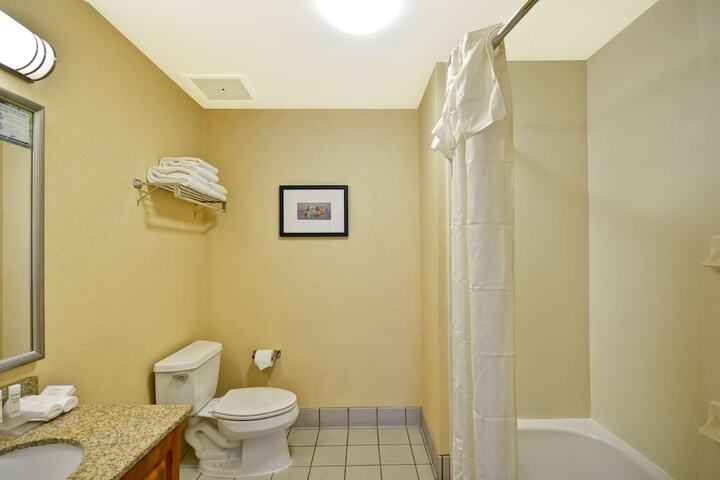 Homewood Suites by Hilton Oakland-Waterfront