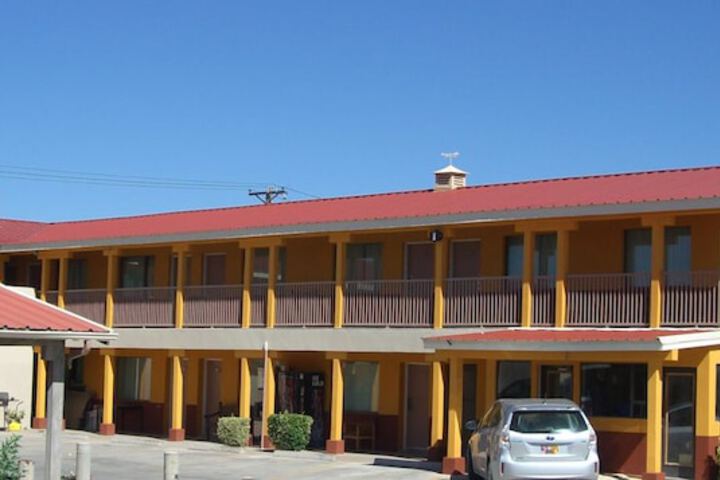 Budget Inn