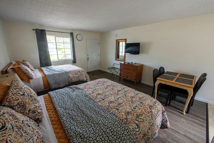 Room 13 of 48