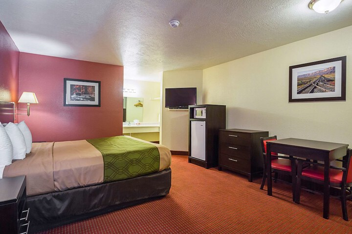 Room 35 of 44