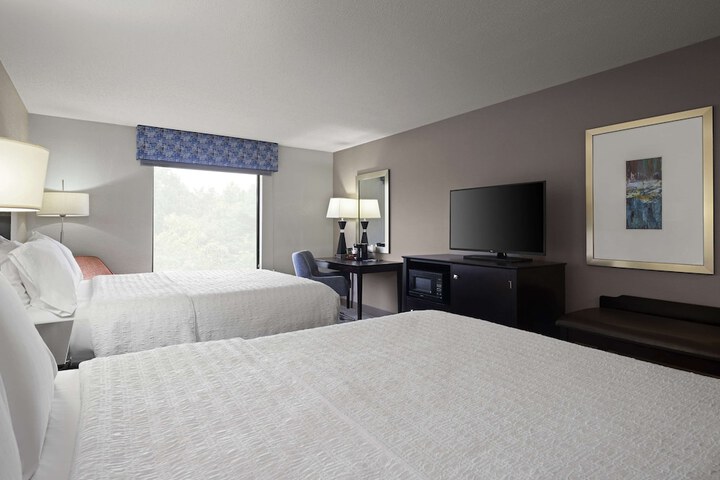 Room 27 of 63