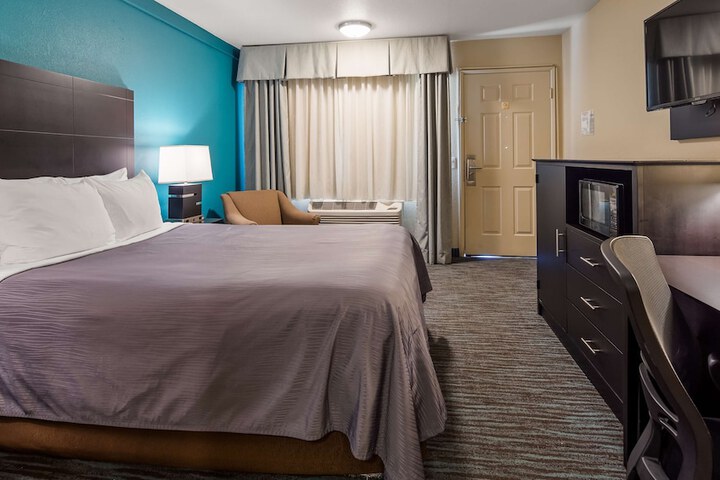 Room 20 of 24