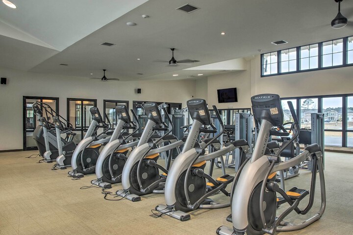 Swim Hike & Chill: Spacious Ocean View Townhome!