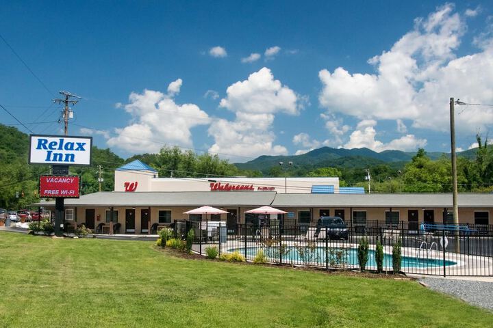 Hotel 4 of 34