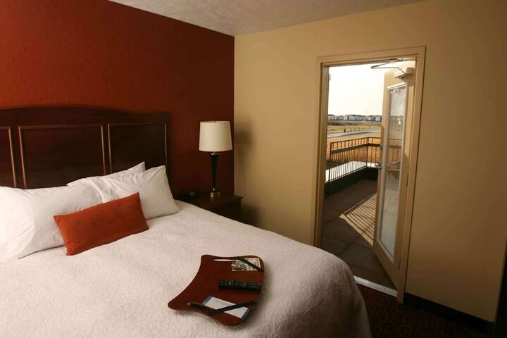 Hampton Inn & Suites by Hilton Fargo Medical Center