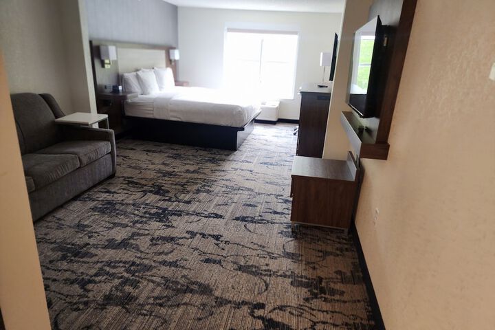 Room 21 of 36