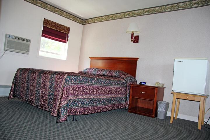 Room 28 of 40