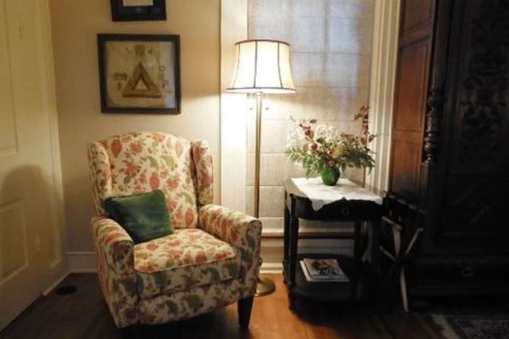 Room 21 of 50