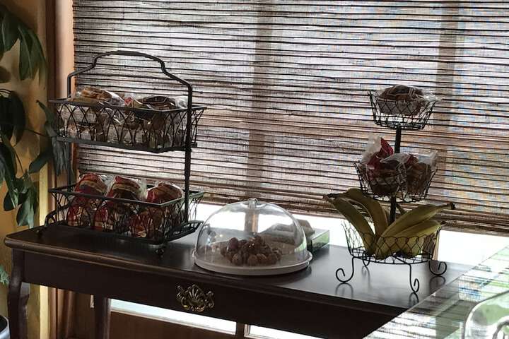 Breakfast/Coffee Service 43 of 44