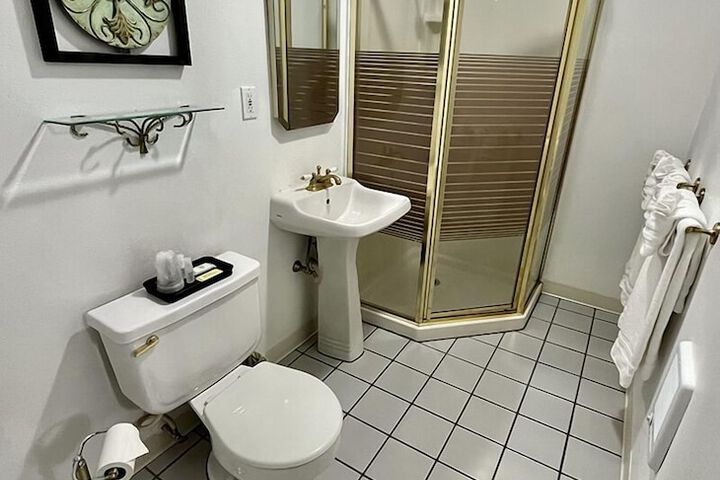 Cascade Motel