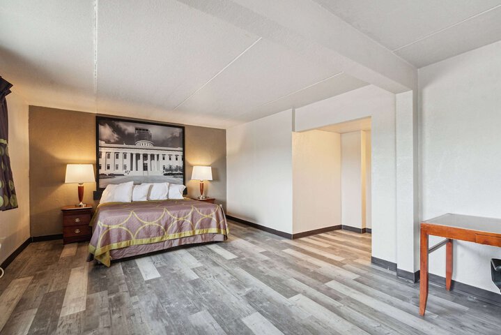 Room 22 of 56