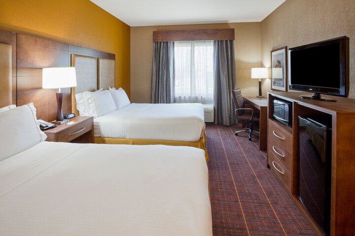 Holiday Inn Express Hotel & Suites Brainerd-Baxter by IHG