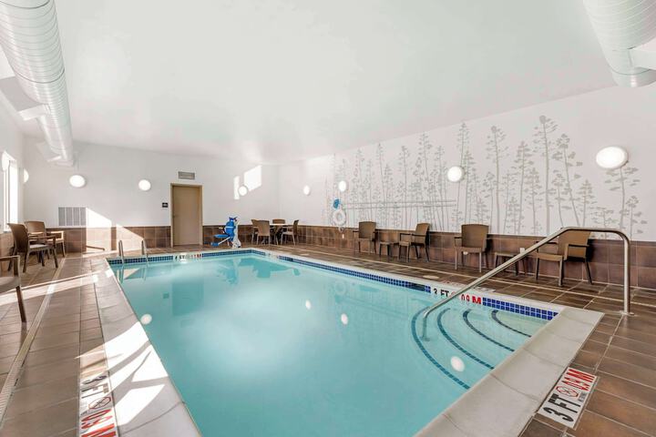 Sleep Inn & Suites Cumberland - LaVale