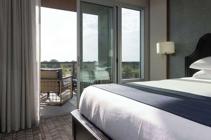 The Stella Hotel Autograph Collection
