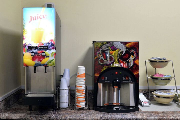 Breakfast/Coffee Service 56 of 74
