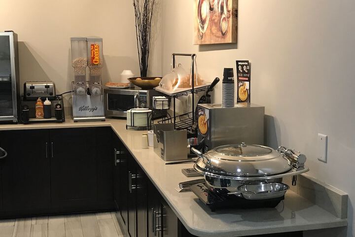 Breakfast/Coffee Service 10 of 10