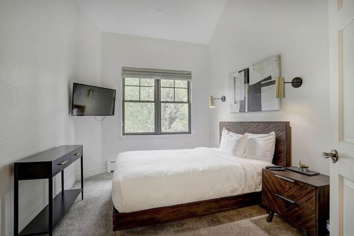 Room 29 of 45